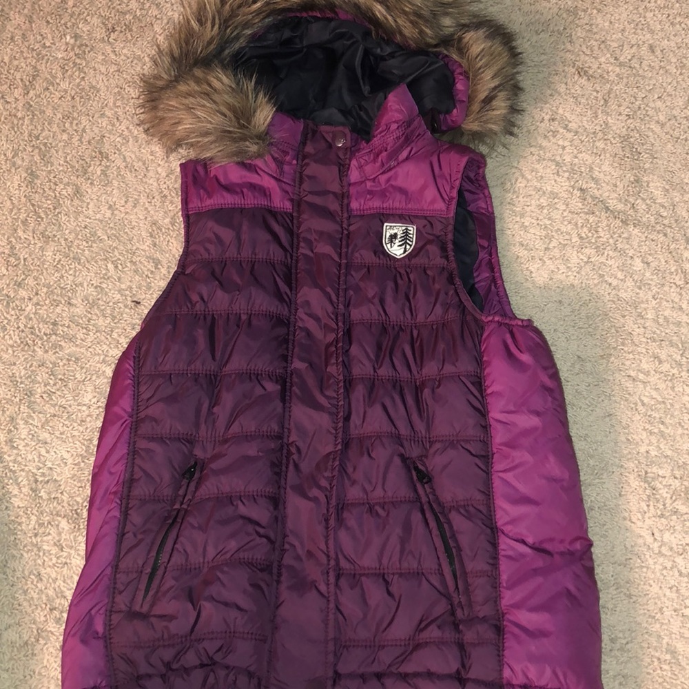 American Eagle Vest